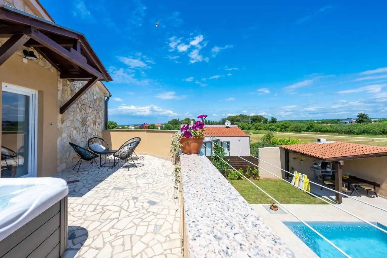 Holiday House Boky Vodnjan Kroatien
